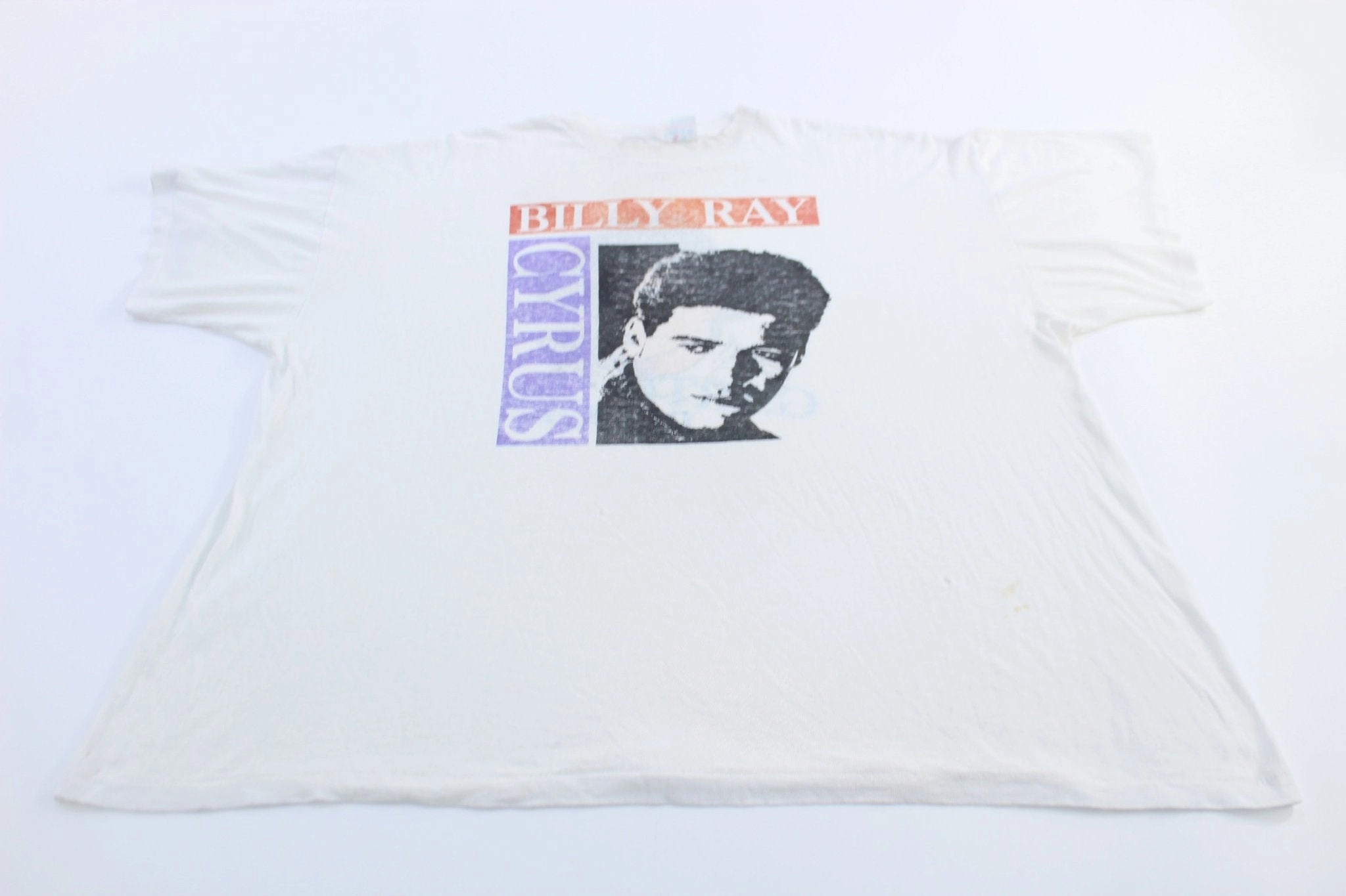 90's Billy Ray Cyrus & Garth Brooks Tour T-Shirt Simple Yet Elegant