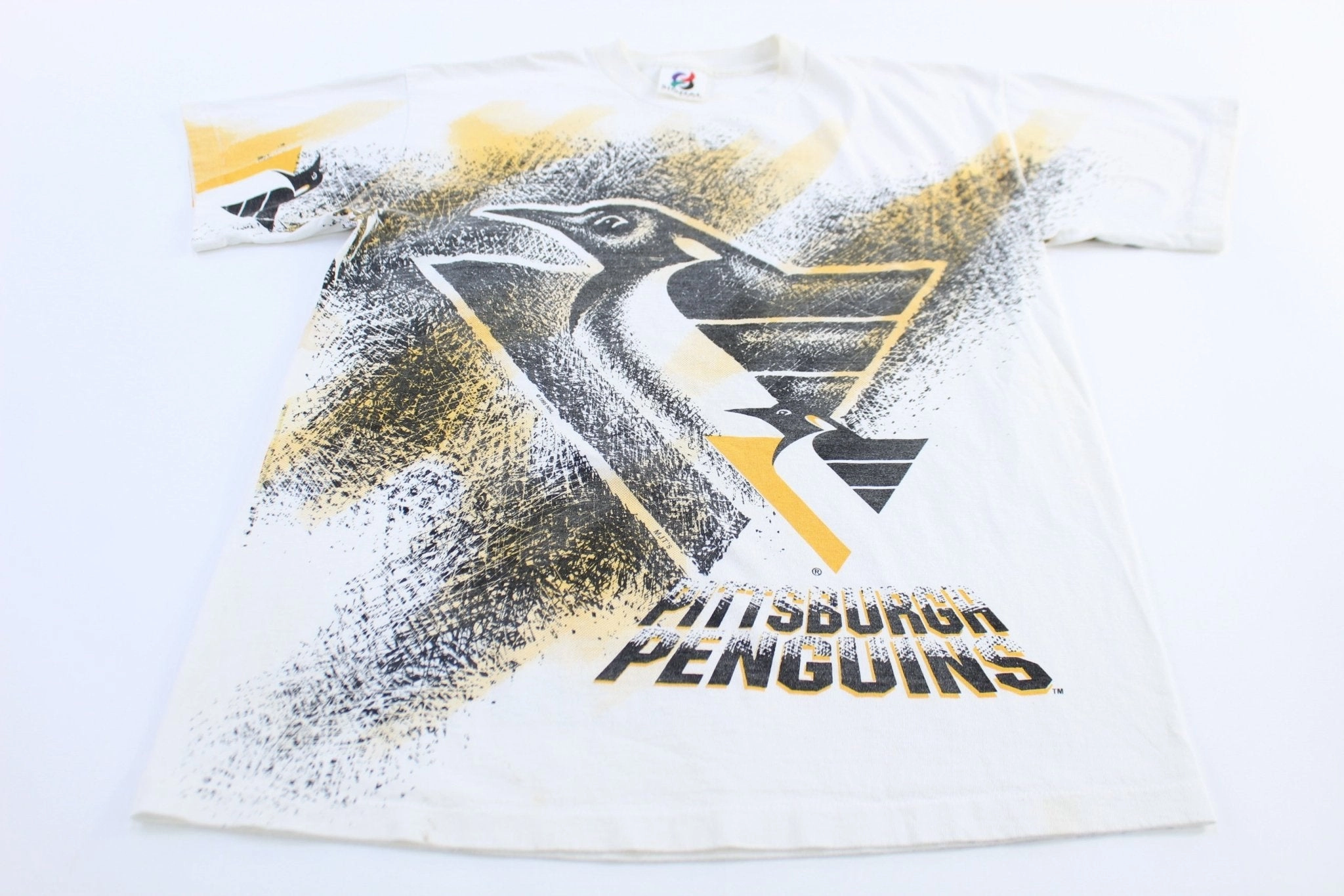 90's Pittsburgh Penguins Hockey All Over Graphic T-shirt Heather Texture Finish Simple Fashion