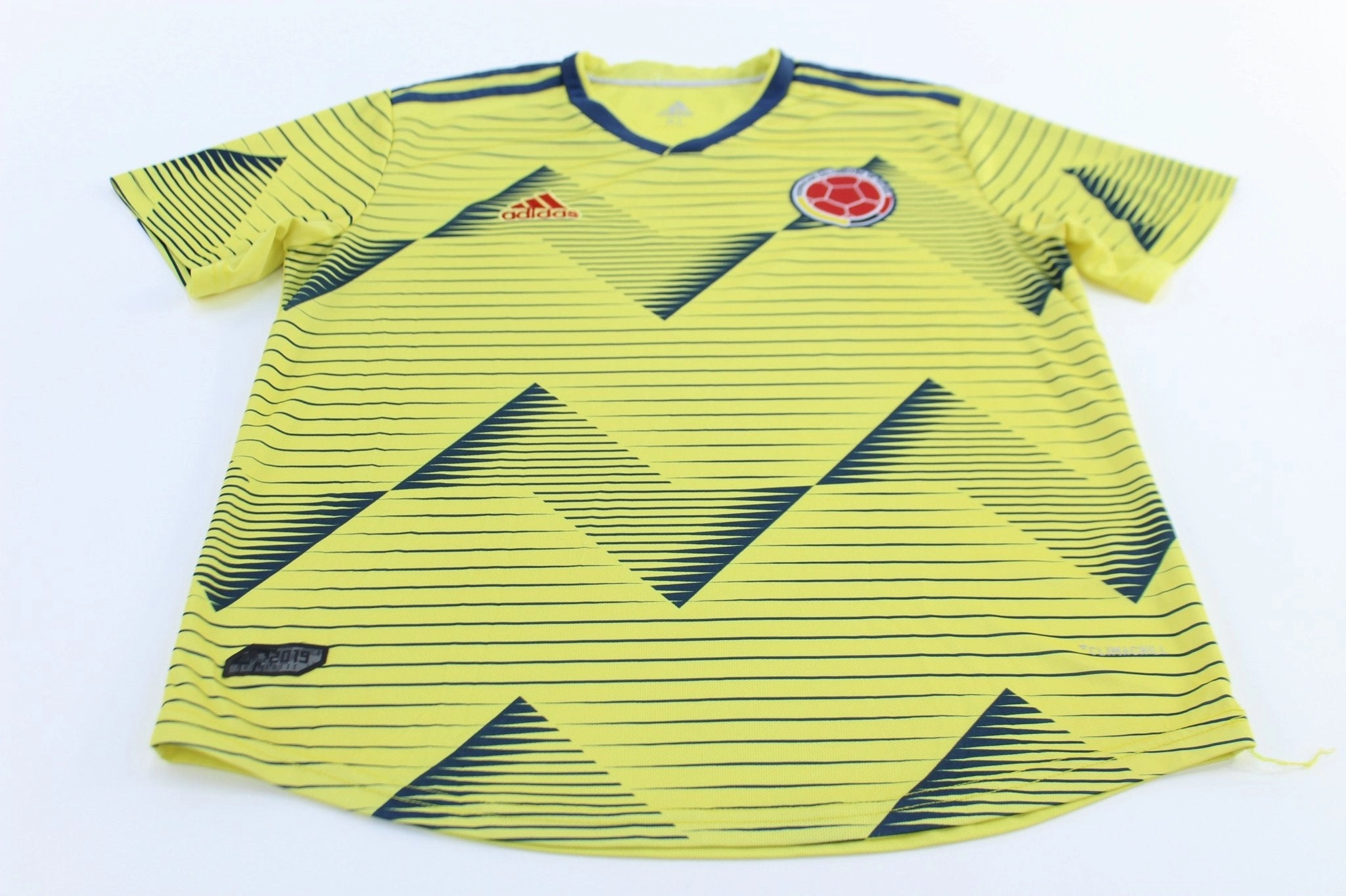 Run Control Adidas Embroidered Logo Columbia Striped Soccer Jersey