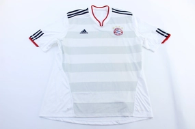 Adidas Embroidered Logo FC Bayern Munchen Soccer Jersey Fade Resistant Dyeing Yarn Dye Effect