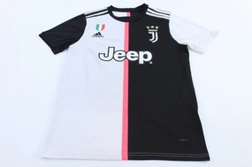 Athletic Ribbed Cuffs Water Repellent Finish Adidas Juventus Cristiano Ronaldo Home Soccer Jersey