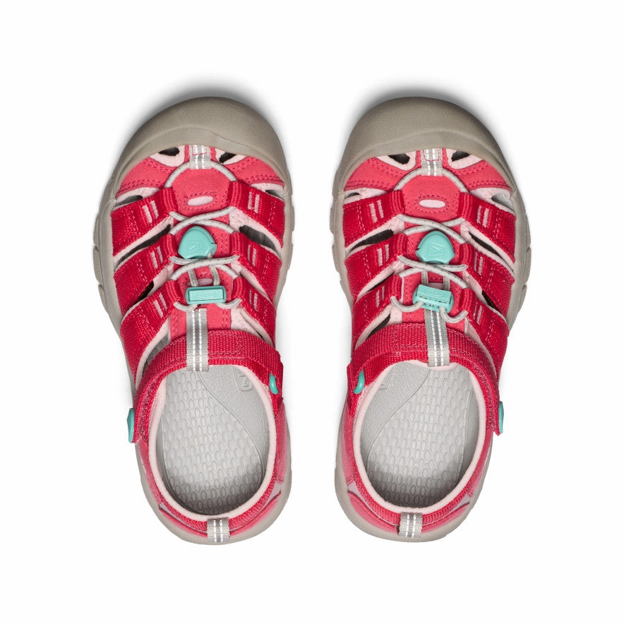 Big Kids' Newport H2  |  Raspberry/Giggle Pink Multi Directional Tread Stable base