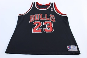 Ribbed Collar Style Irregularity Free Edging 90's Chicago Bulls Michael Jordan #23 Champion Basketball Jersey
