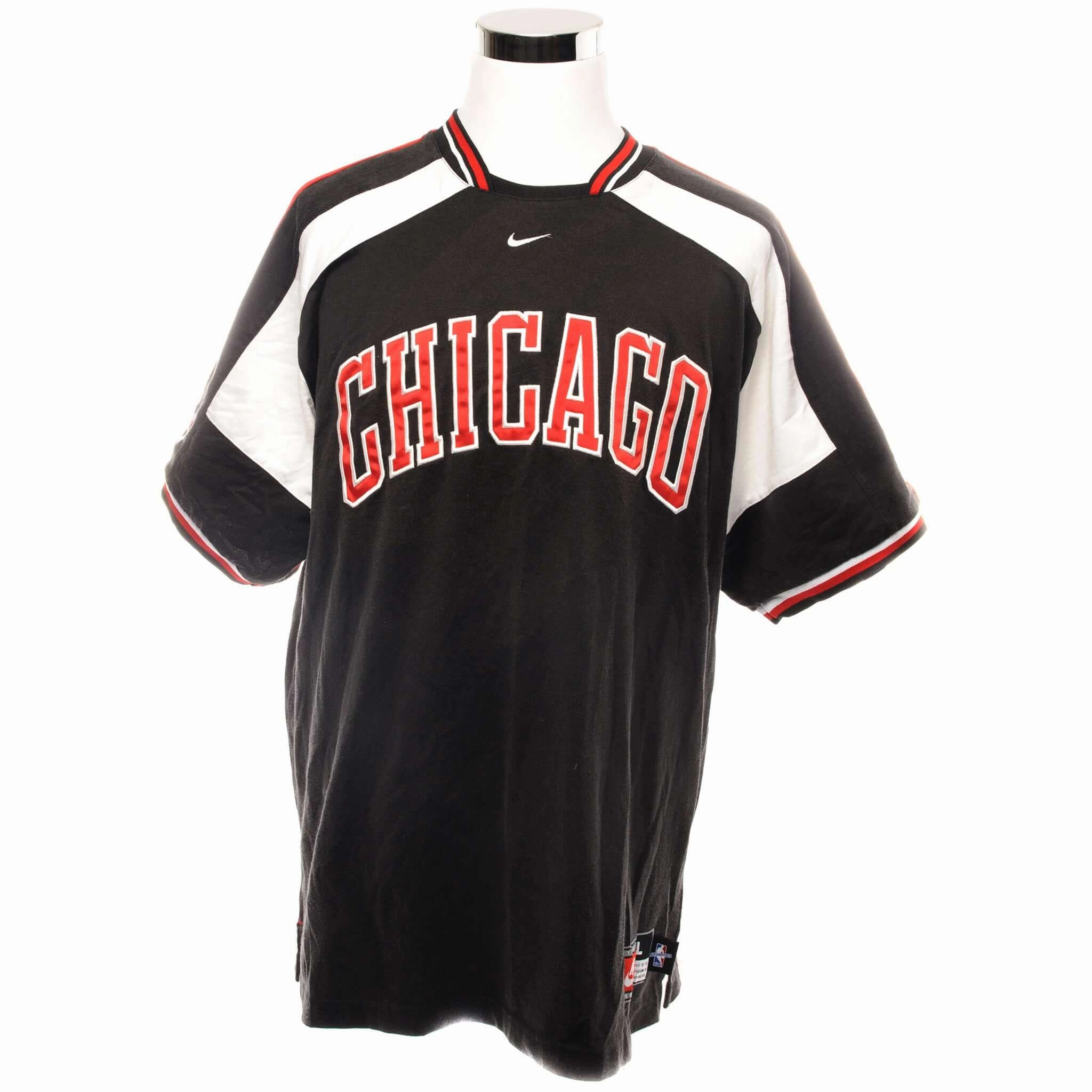 Agile Motion VINTAGE NIKE NBA CHICAGO BULLS JERSEY SIZE LARGE
