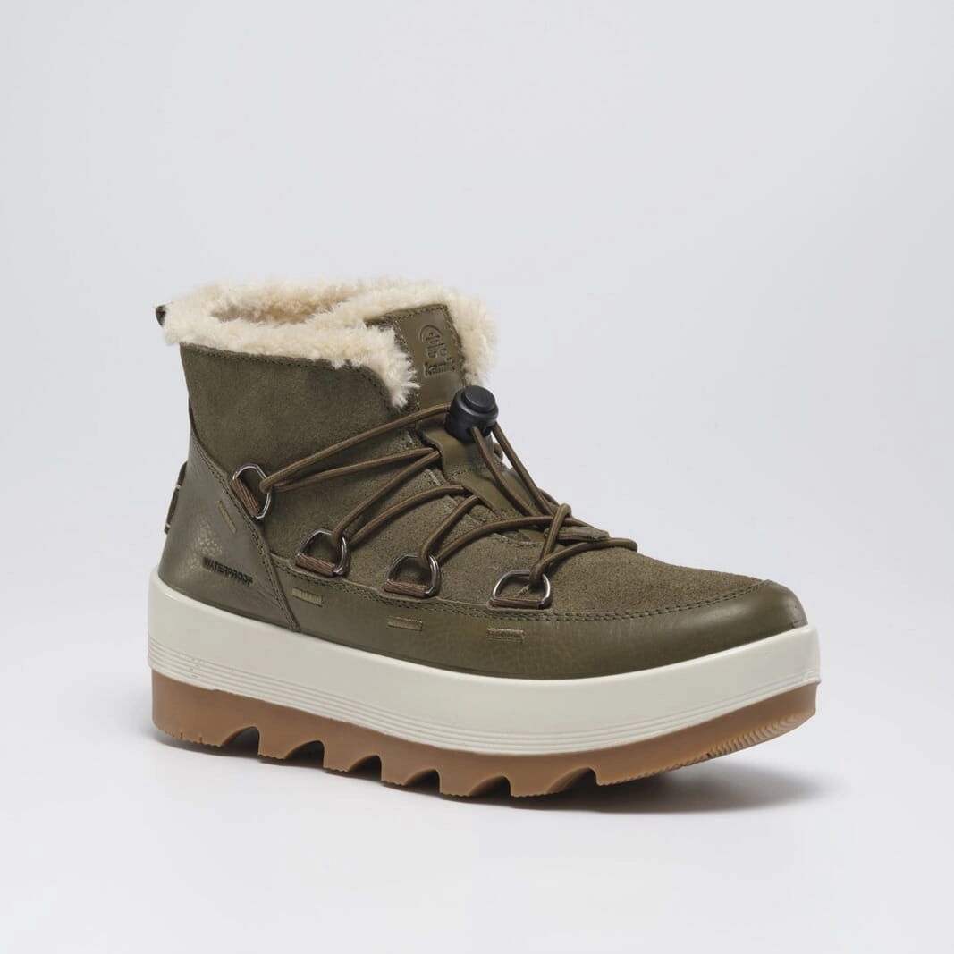 CELESTE LO Padded Interior Rural Traveler