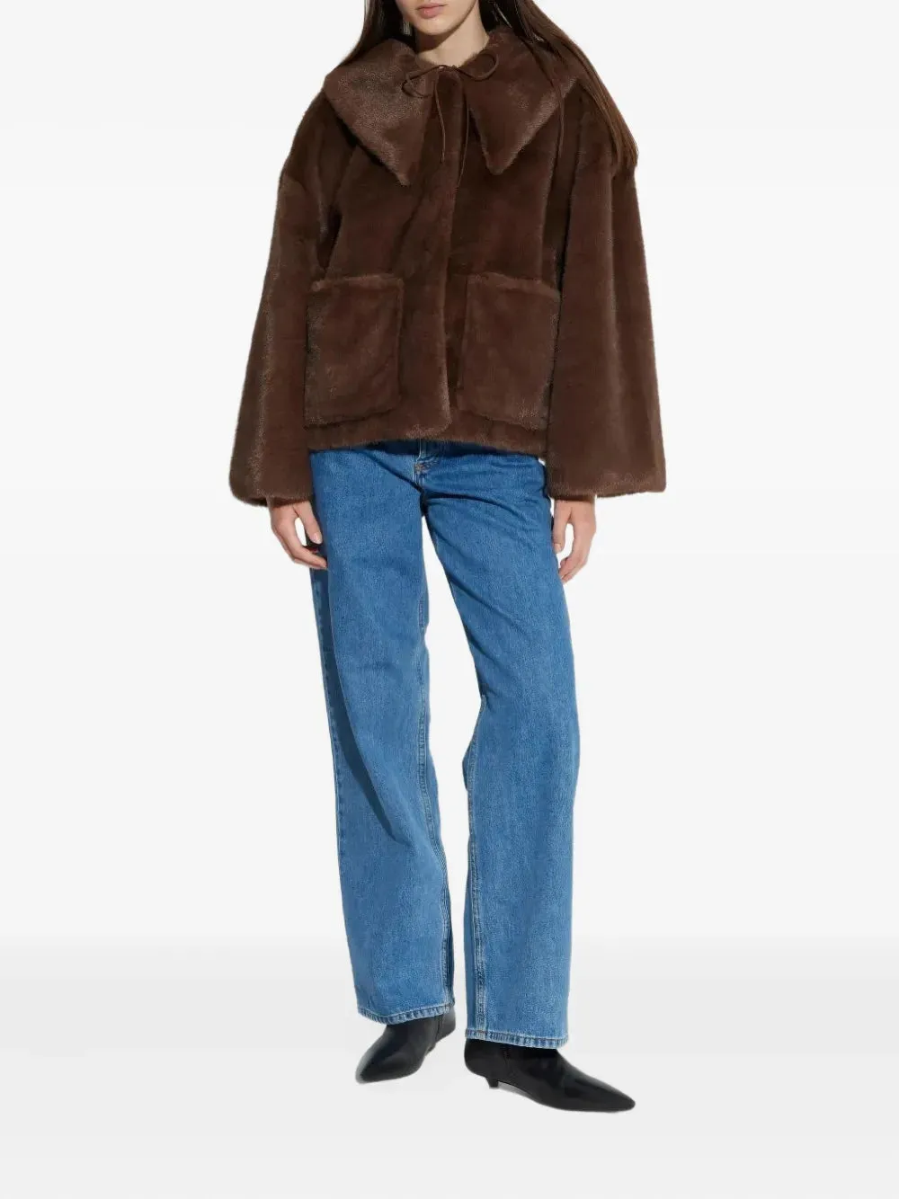 Jacquie Faux Fur Jacket in Carafe High Collar Support restaurant