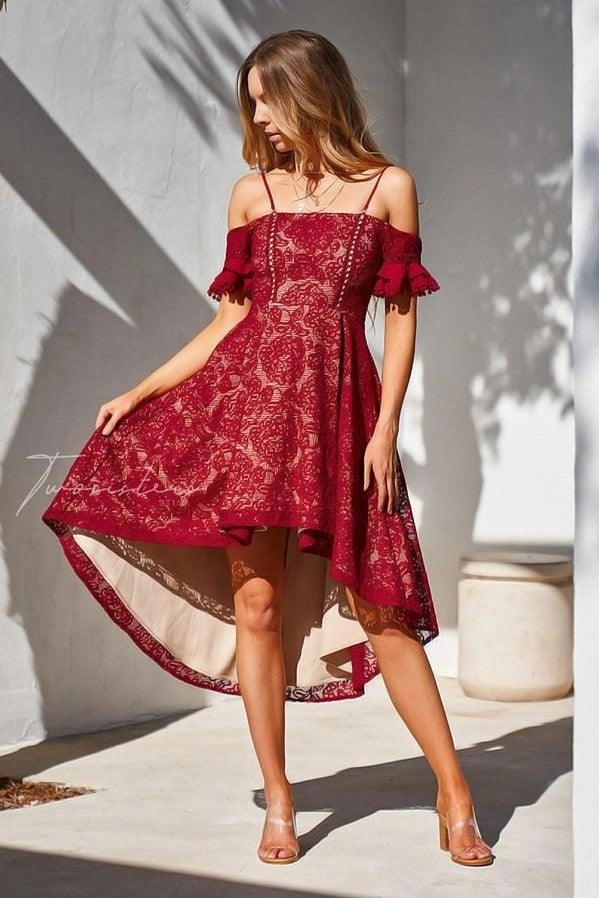 Megan Dress - Red Feminine Look
