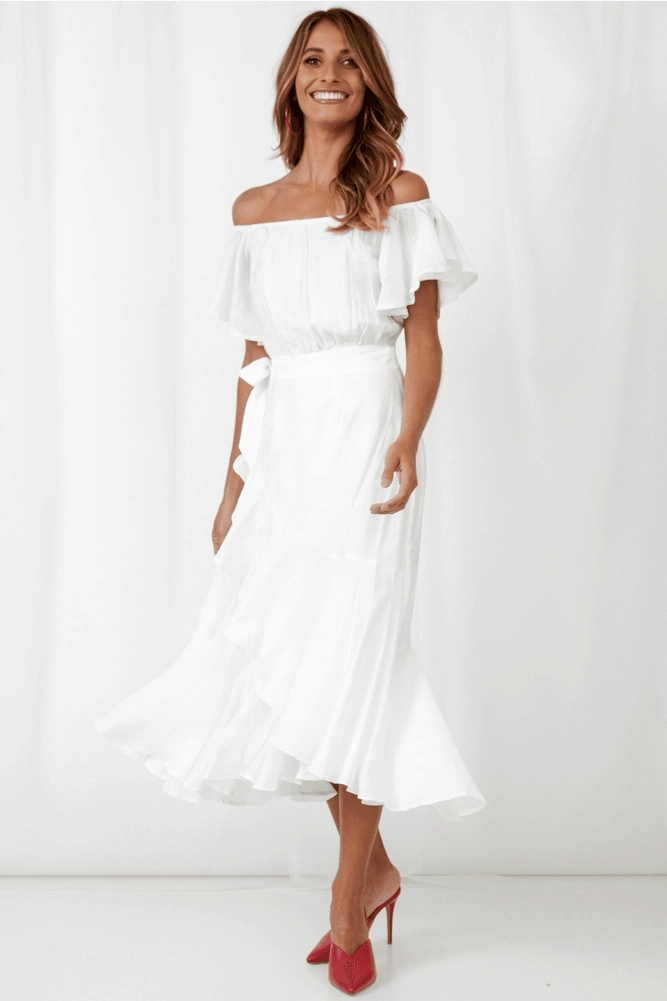 Dalila Dress - White Modest Look Timeless Fit