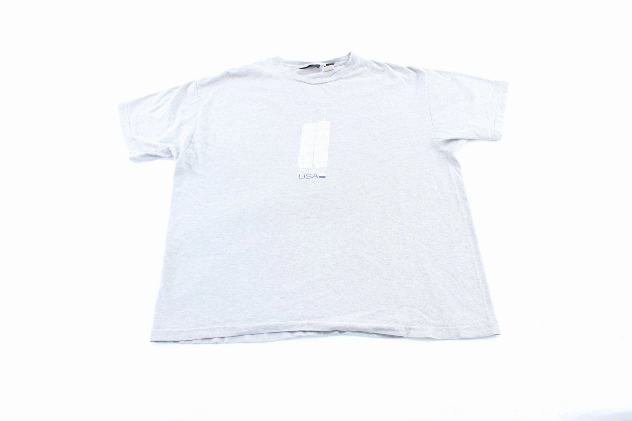 DKNY USA Towers Graphic T-Shirt Effortless Layer