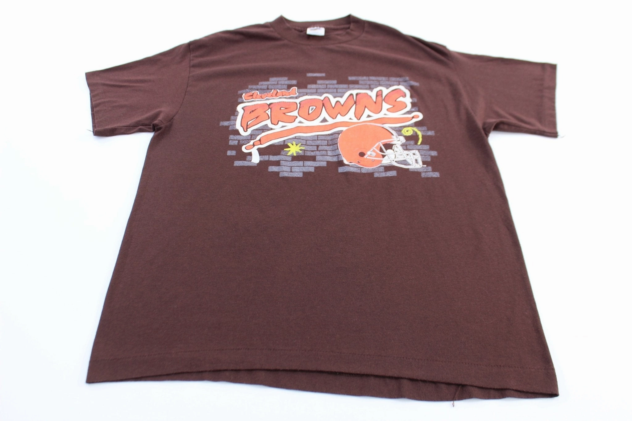 VintageWash Minimal Fit 90's Cleveland Browns Football Graphic T-Shirt