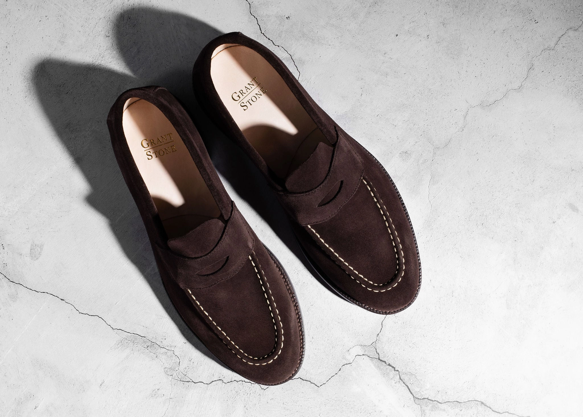 Unlined Traveler Penny Bitter Chocolate Suede Open Pace