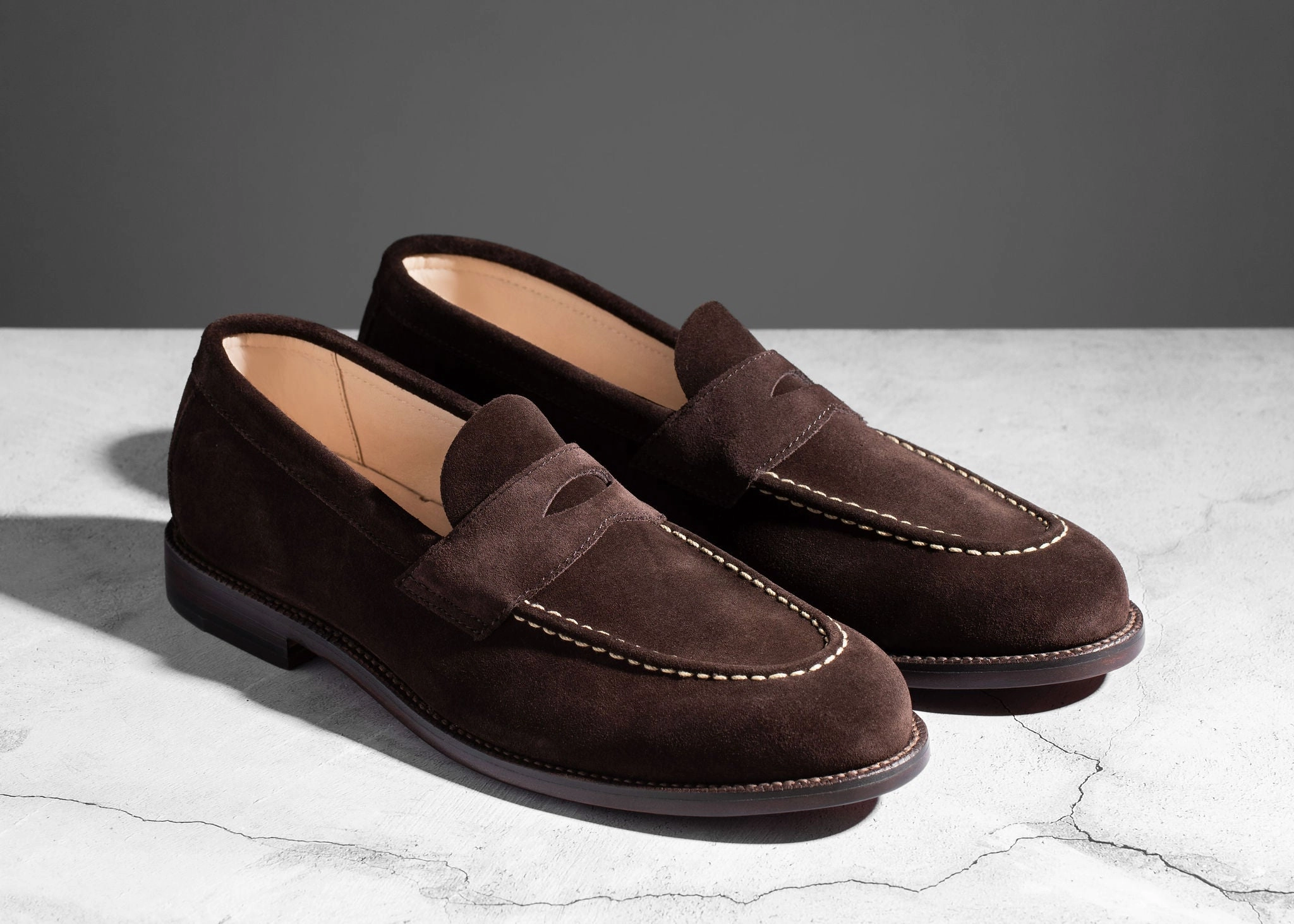 Unlined Traveler Penny Bitter Chocolate Suede Street Pulse Art Spot Lane