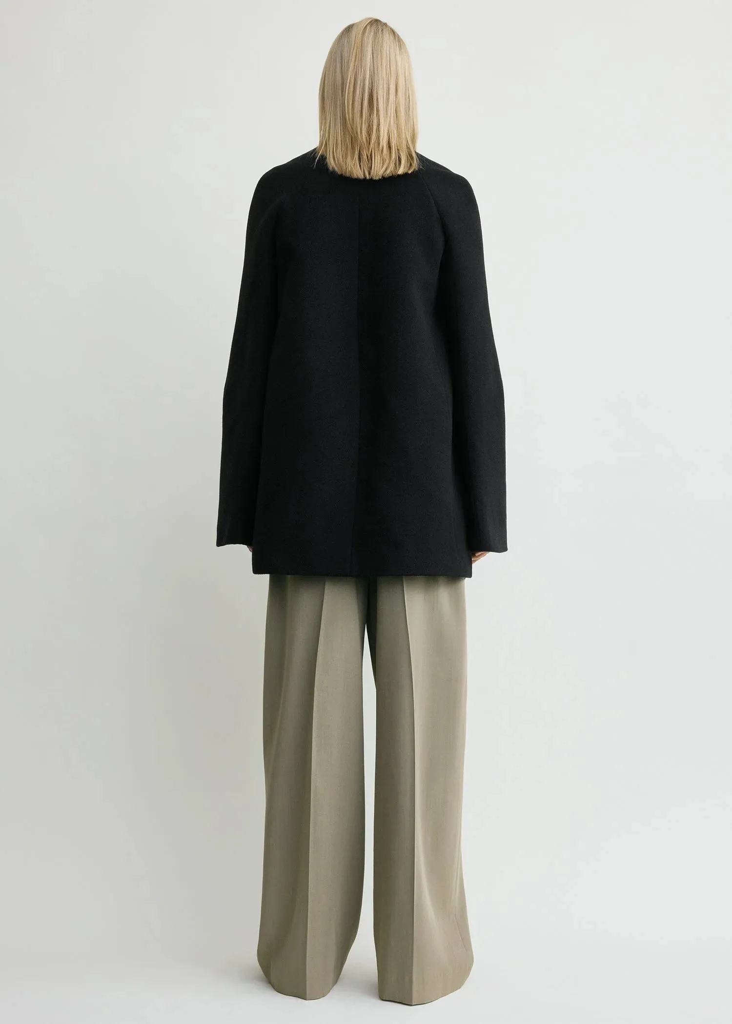 Suitcase snap-up Bell-Sleeve Jacket in Black