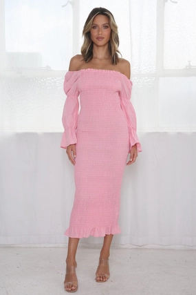 Grace Midi Dress - Pink AntiPillTreatment