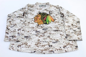 Reebok Johnathan Towes Chicago Blackhawks Hockey Jersey Quick Release Hem