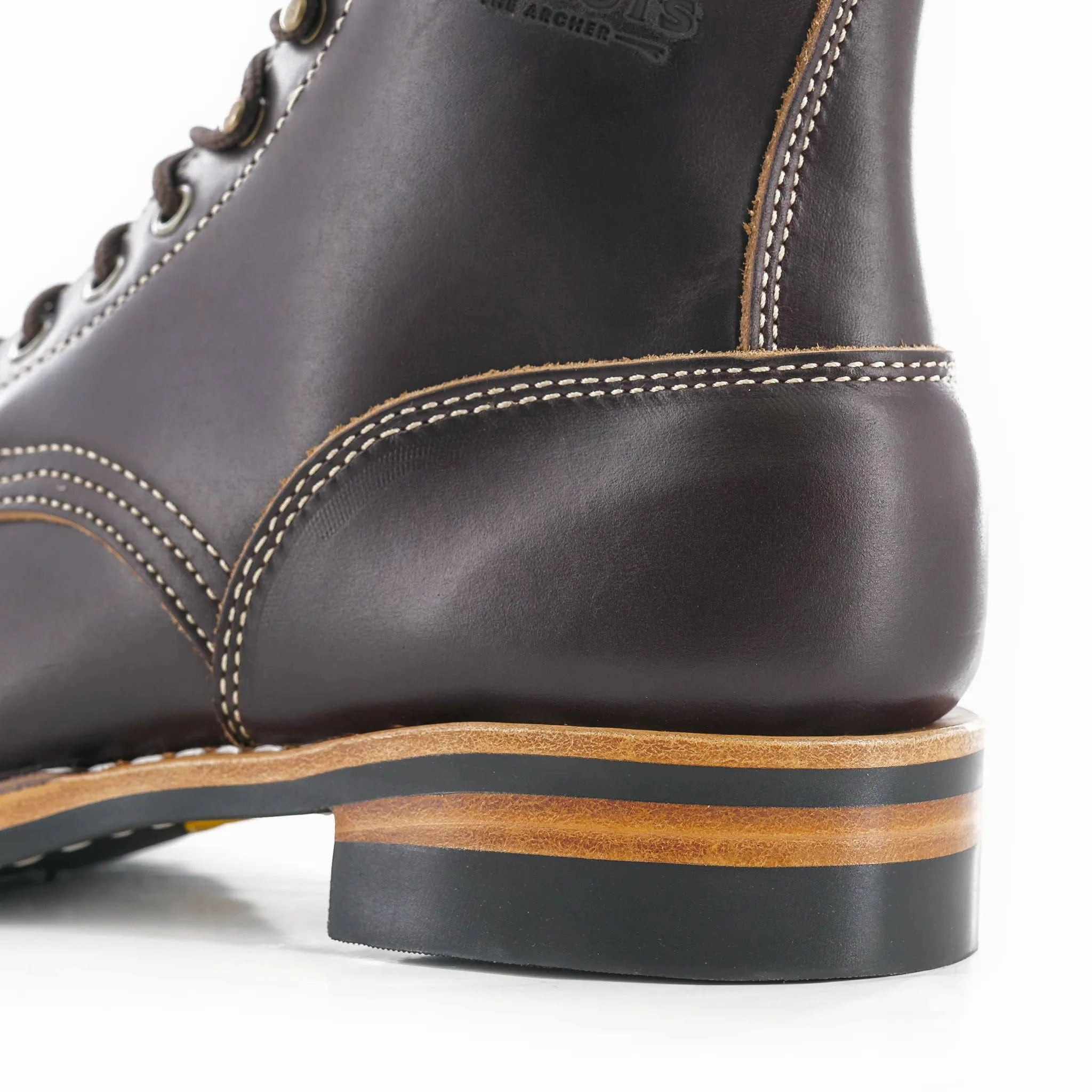 Archer - Trapper Airport Look