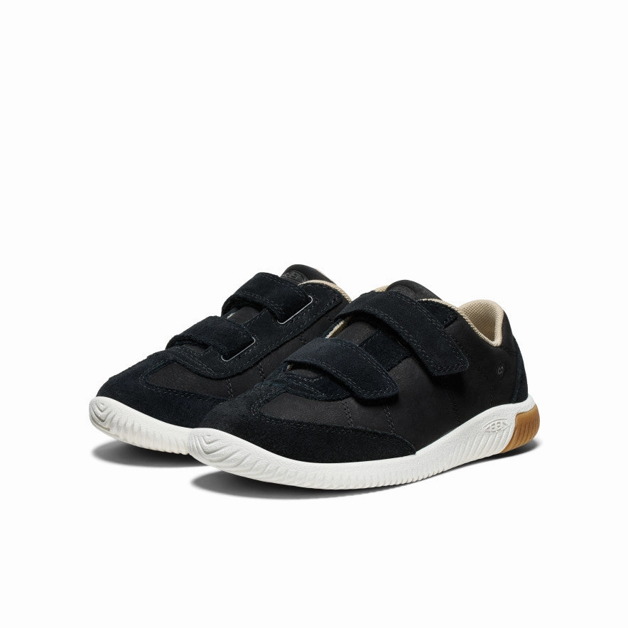 Big Kids' KNX T-Toe Sneaker  |  Black/Star White Oasis Hike Solid design