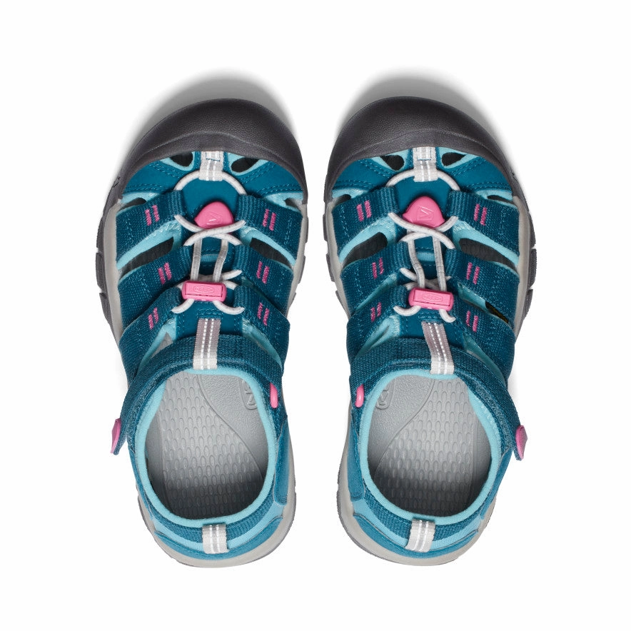 Wide toe box Stretchable Big Kids' Newport H2  |  Legion Blue/Hot Pink
