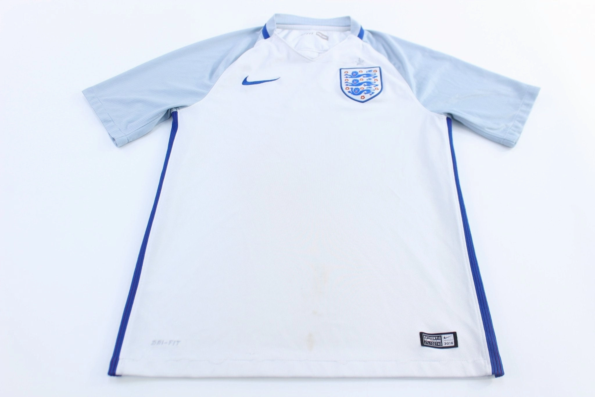 Vented Back Nike Embroidered Logo England Soccer Jersey