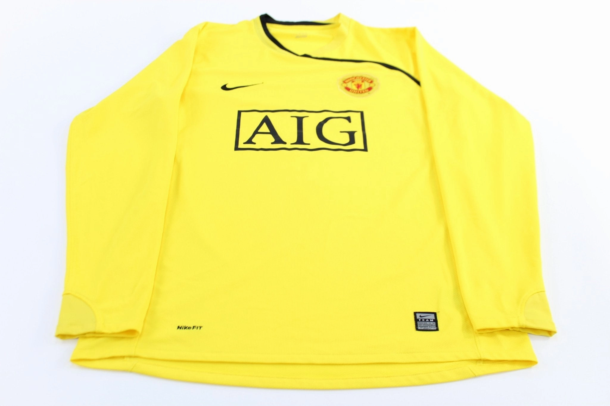 Cool Look Athletic Cut Nike Embroidered Logo Manchester United Yellow LS Soccer Jersey