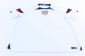 Nike Embroidered Swoosh Logo Team USA Soccer Jersey Airy material High Stretch Recovery