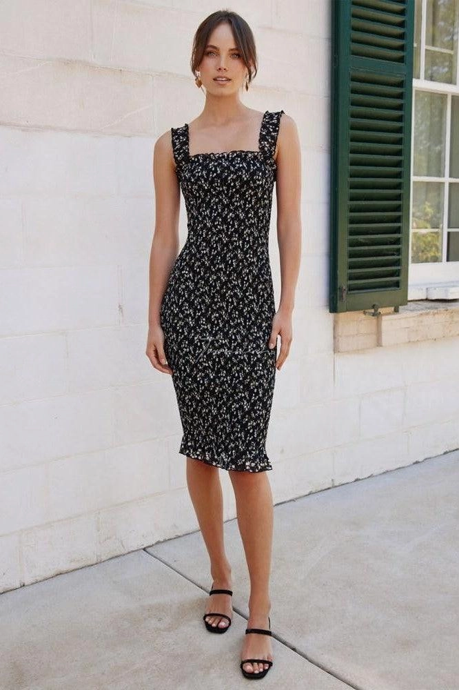 Mellie Dress - Black Floral Flattering Wearable