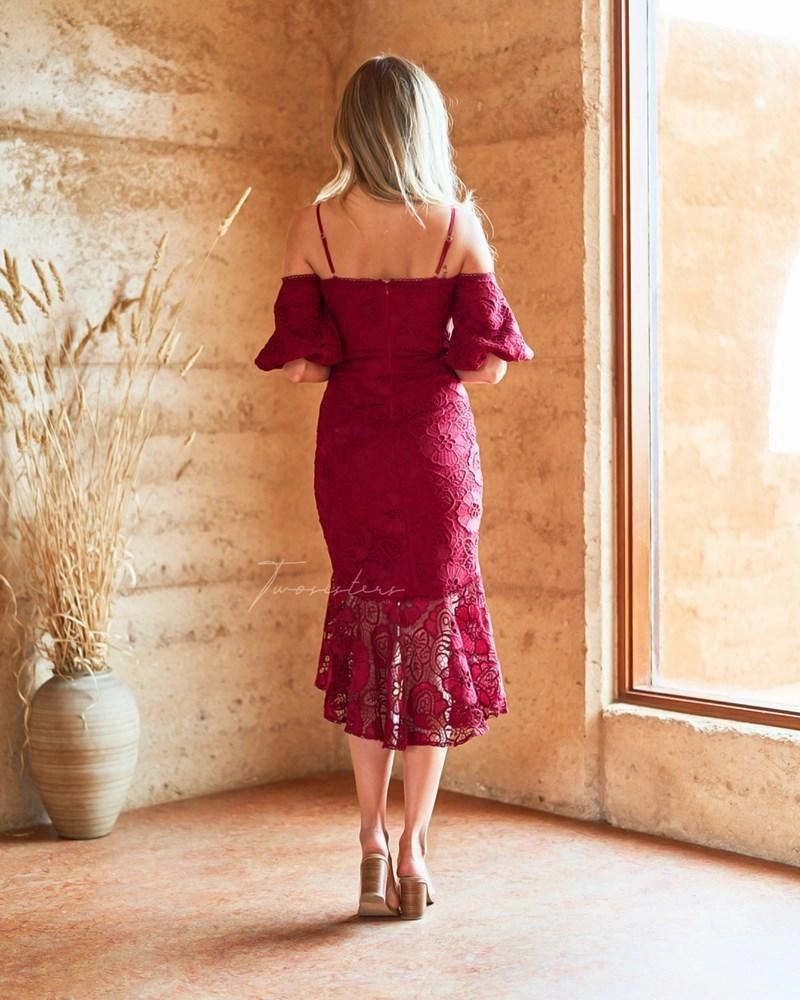 everyday staple Elegant Comfort Riana Dress - Red (Final Sale)