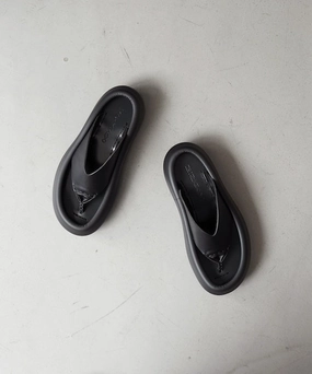 Outdoor Chore Mid Cut MIDORIKAWA RYO Spoiler leather sandal "BLACK"