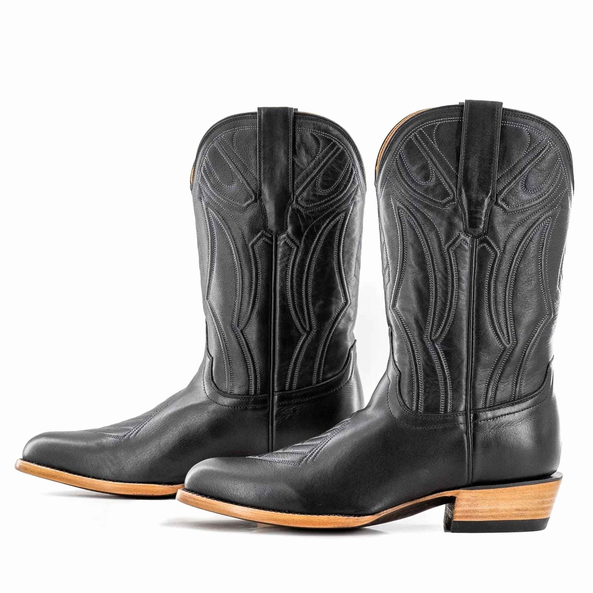 The Ace - Black Flexible Frame Rough Terrain Flexible Outsole