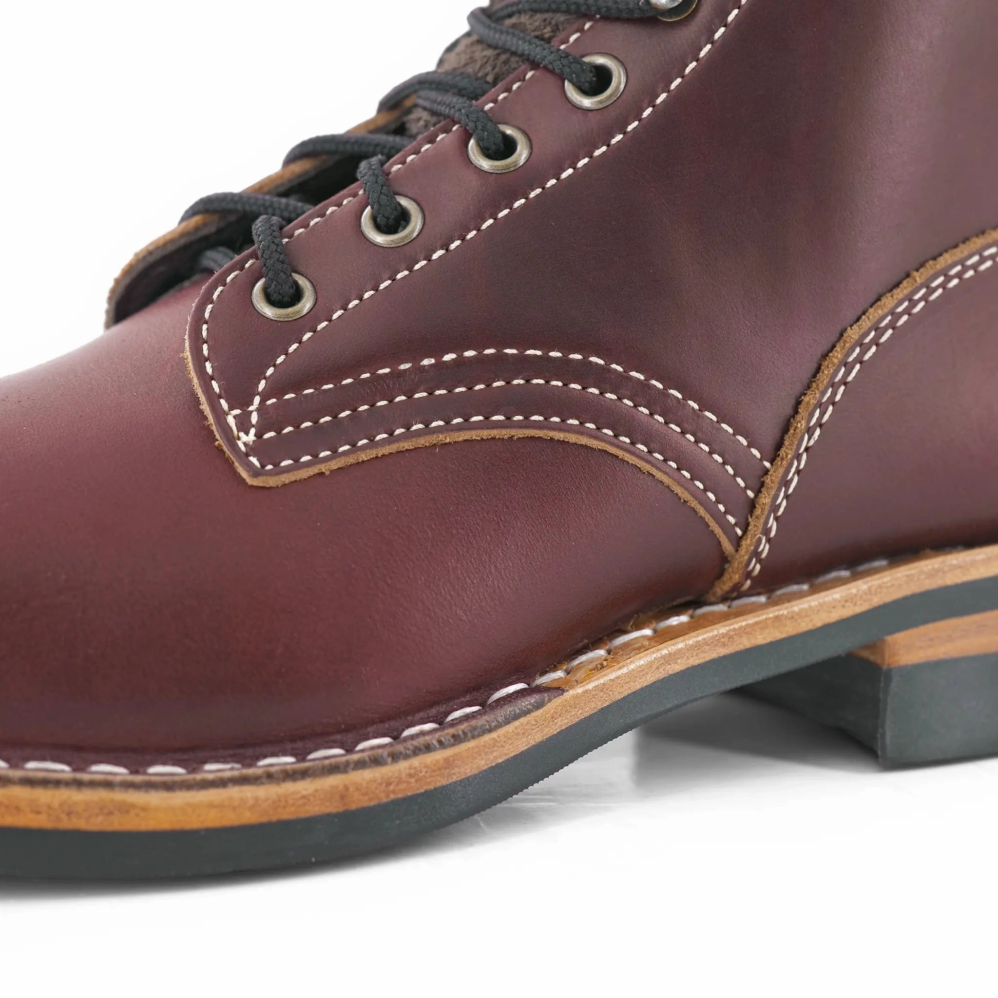 The Archer - Oxblood Waterproof Mountain Climber Thick Grip