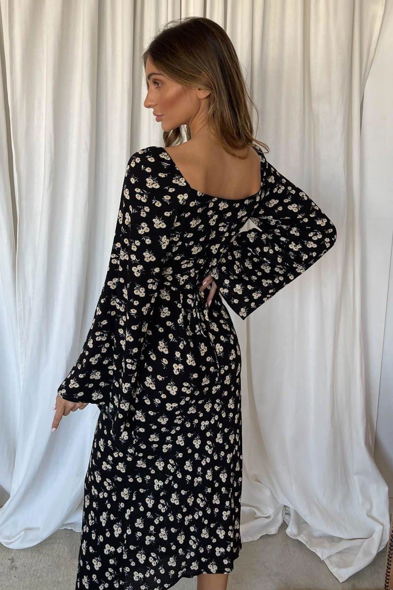 Balanced Lines Chic Style Wear Fleur Dress - Black Daisy