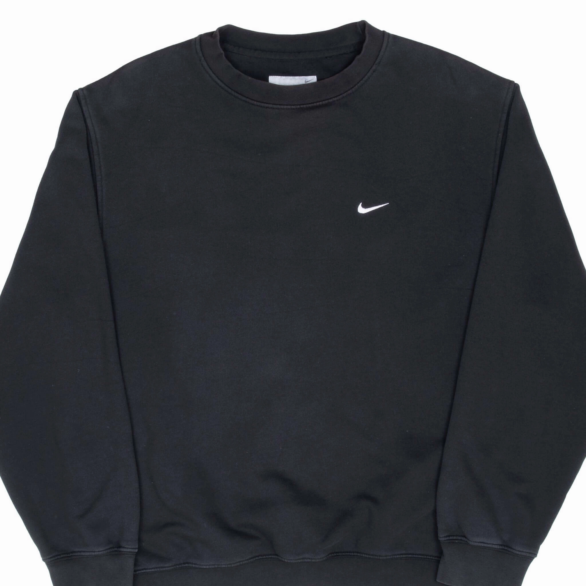 Brand Identity jersey VINTAGE NIKE CLASSIC SWOOSH BLACK SWEATSHIRT 2000S MEDIUM