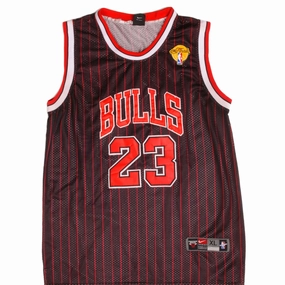 Temperature Regulating Material Anti Static Weave Technology VINTAGE NIKE NBA CHICAGO BULLS MICHAEL JORDAN JERSEY SIZE XL 1990S