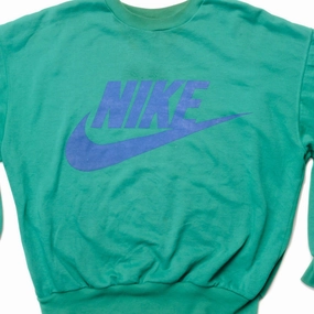 VINTAGE NIKE SWEATSHIRT 1987-EARLY 1990S SIZE LARGE Fashion Basics Comfy and Cozy