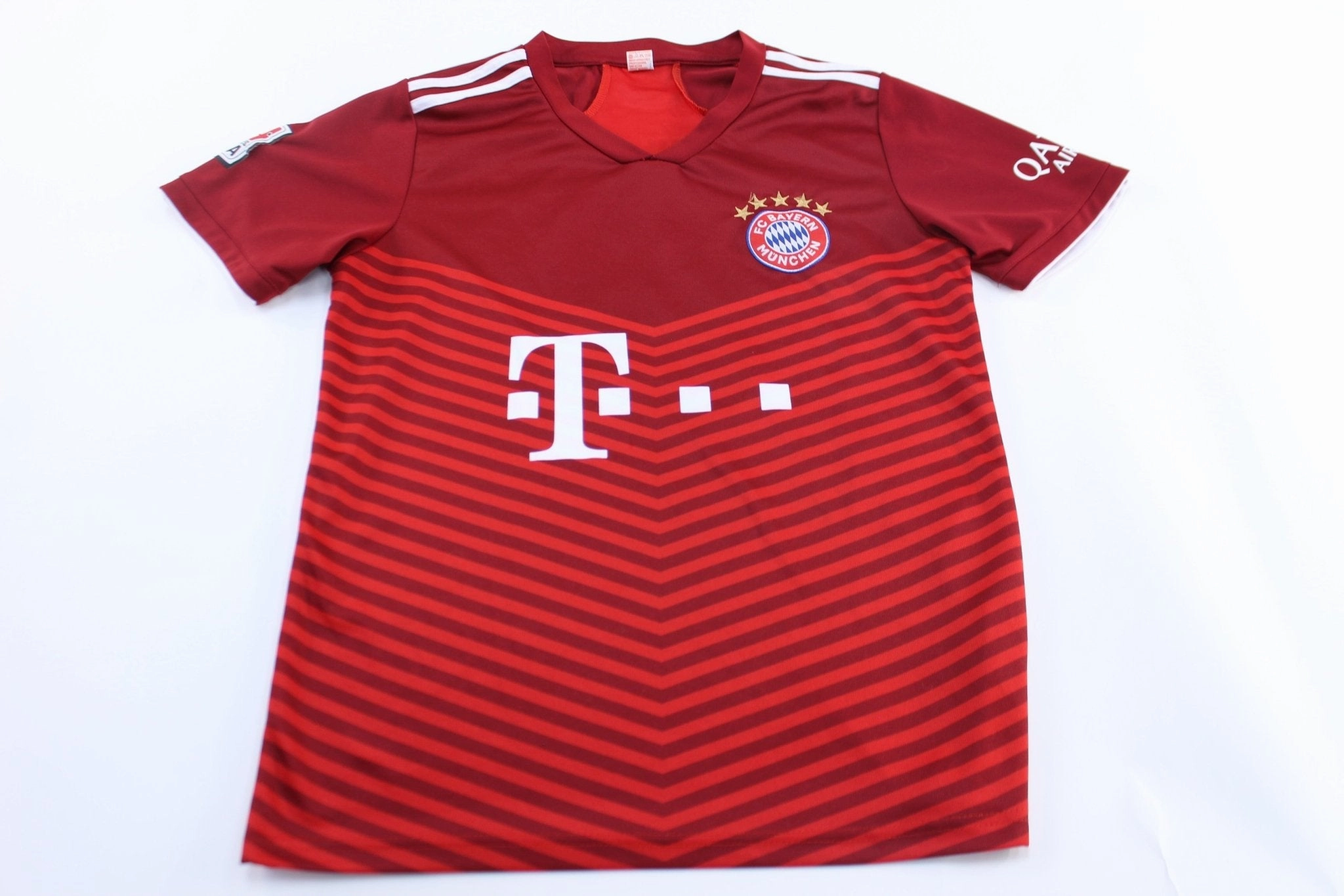 FC Bayern M??nchen Embroidered Logo Red #5 Soccer Jersey Mesh Paneling Effortless Comfort