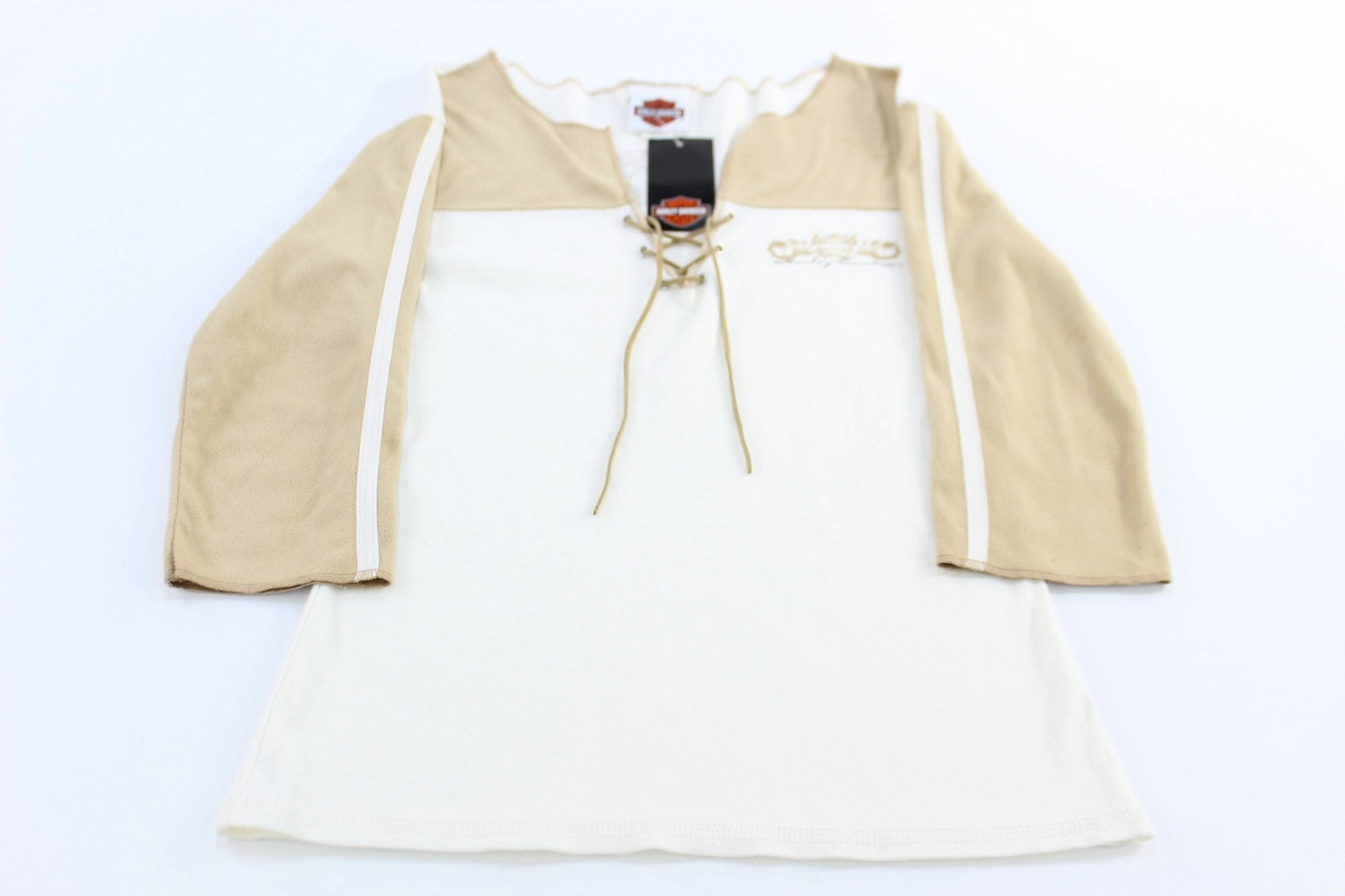 Women's 2004 Harley Davidson Motorcycles O'Fallon, Illinois T-Shirt Layered Look Wear Cozy and Soft