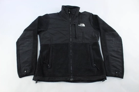 Sporty Appeal Women's The North Face Embroidered Logo Black Fleece Jacket