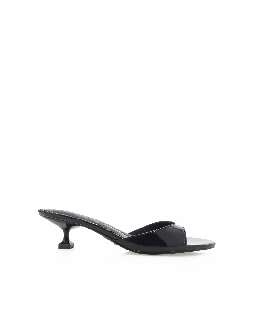 YASSER - BLACK PATENT Ventilated Design Go Anywhere